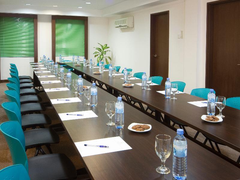 מאלה Mookai Suites מראה חיצוני תמונה