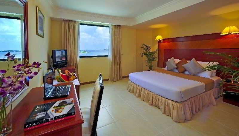 מאלה Mookai Suites מראה חיצוני תמונה