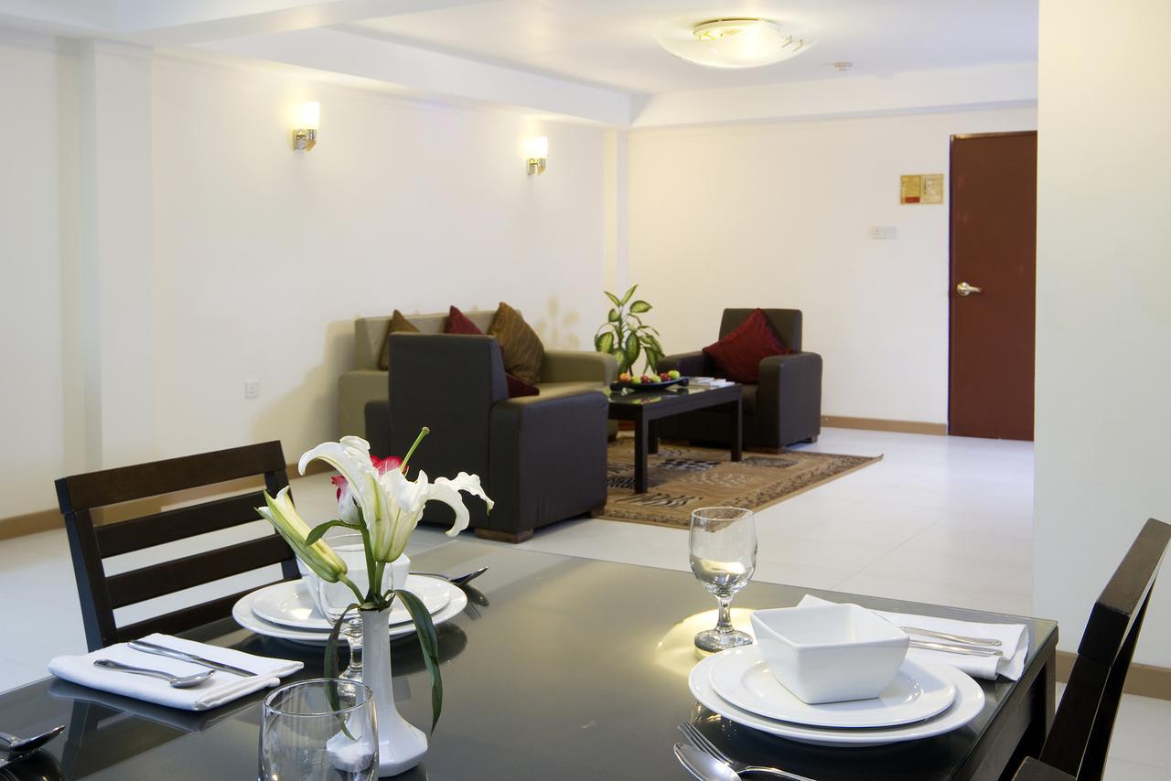 מאלה Mookai Suites מראה חיצוני תמונה