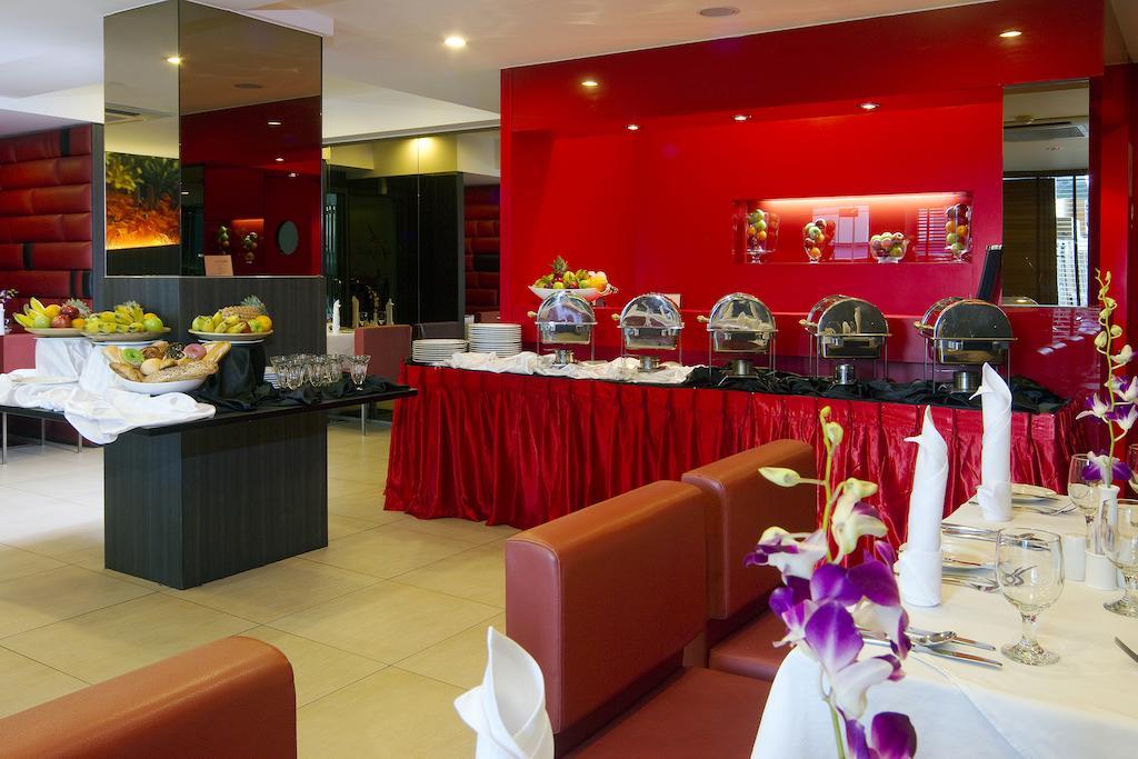 מאלה Mookai Suites מראה חיצוני תמונה