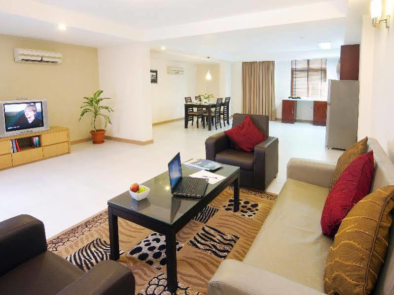 מאלה Mookai Suites מראה חיצוני תמונה